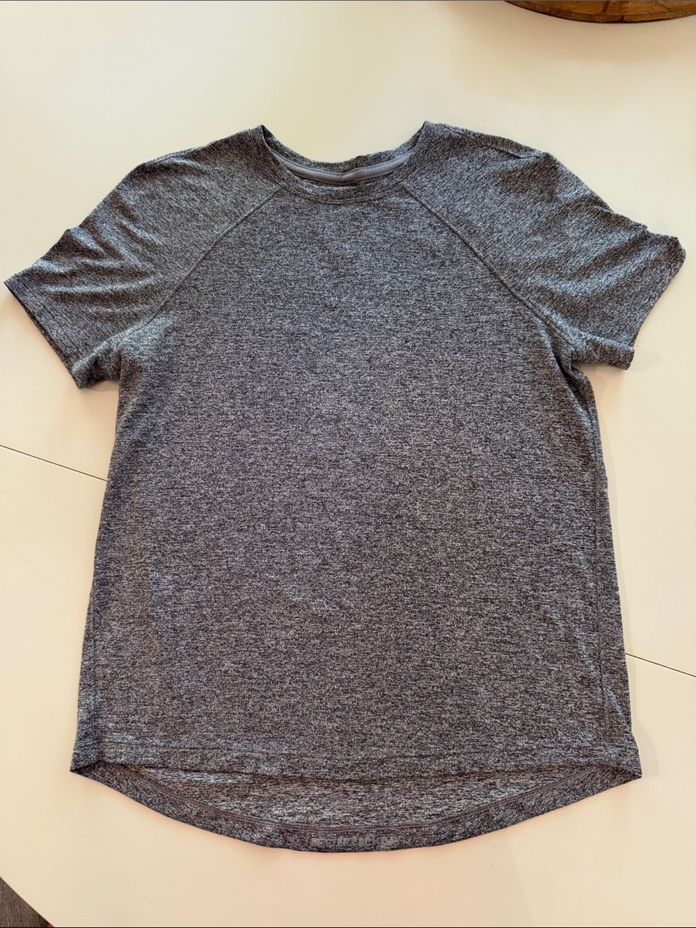 Lululemon license to train tee